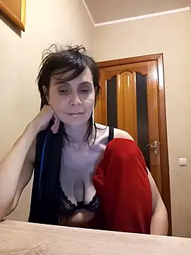 Snapshot of Francenia_lolis chatting on February 6, 2026, 9:33 pm Francenia lolis online show from February 6, 2026, 9:33 pm