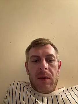 adrian90bi11 online show from March 28, 2026, 7:04 pm