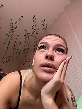 -Sexy Barbie- online show from November 4, 2025, 5:11 am