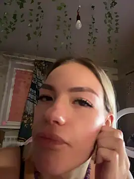 -Sexy Barbie- online show from November 12, 2025, 4:33 pm