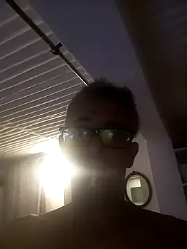 NICJOHNS online show from February 9, 2025, 10:11 pm