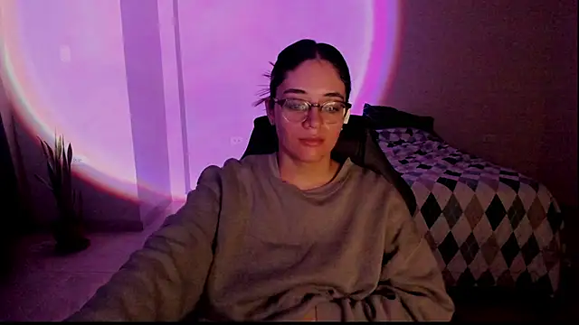 atenas 05  online show from November 21, 2025, 9:52 am