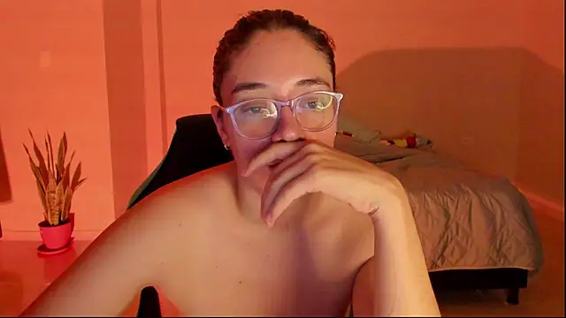 atenas 05  online show from February 22, 2026, 9:44 am