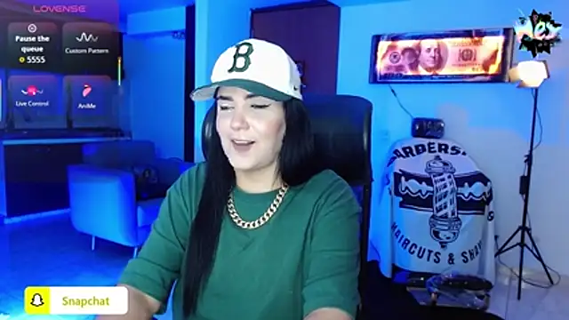 BABYFANTASY 1 online show from December 4, 2025, 6:29 pm