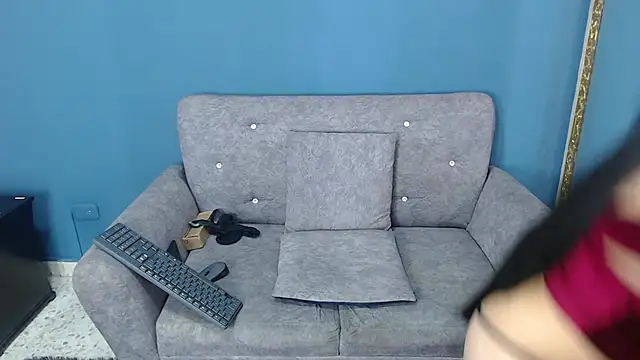 Snapshot of Maevewild chatting on February 4, 2025, 9:10 pm Maevewild online show from February 4, 2025, 9:10 pm