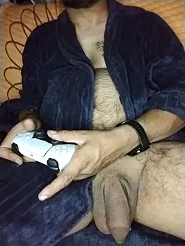 Snapshot of Professor_Leo_ chatting on October 29, 2025, 4:11 am Professor Leo online show from October 29, 2025, 4:11 am