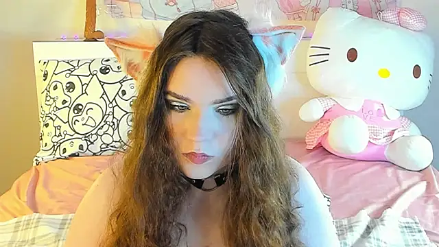 Snapshot of kuraii1_ chatting on January 24, 2025, 12:20 am kuraii1 online show from January 24, 2025, 12:20 am