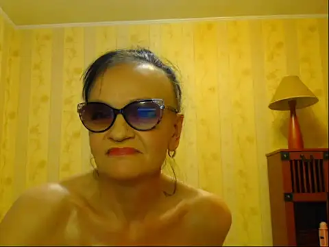 Snapshot of Valentina3859 chatting on March 16, 2025, 8:21 pm Valentina3859 online show from March 16, 2025, 8:21 pm