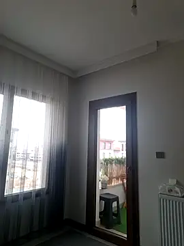 cansuozell online show from November 11, 2025, 11:16 am