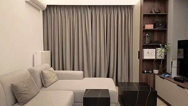 Snapshot of IrisNoire chatting on February 3, 2026, 8:14 pm IrisNoire online show from February 3, 2026, 8:14 pm