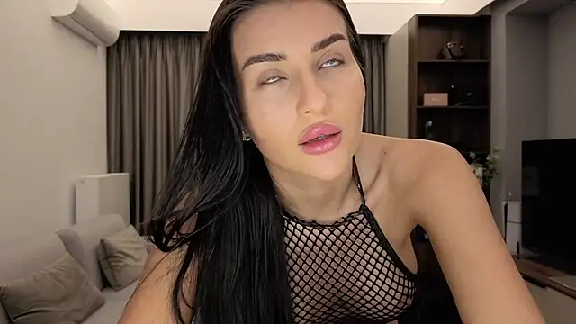 Snapshot of IrisNoire chatting on January 14, 2026, 8:23 pm IrisNoire online show from January 14, 2026, 8:23 pm