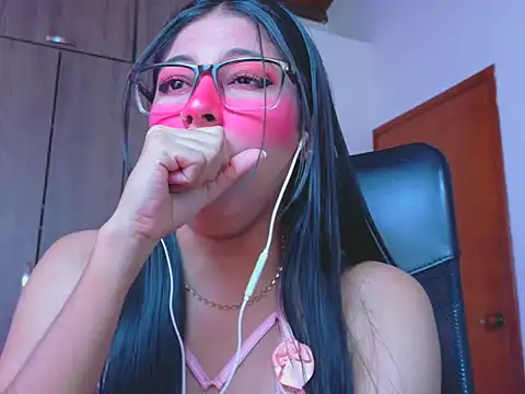  ALLYSON18  online show from February 9, 2026, 2:15 pm