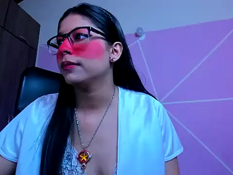  ALLYSON18  online show from January 15, 2026, 11:57 am