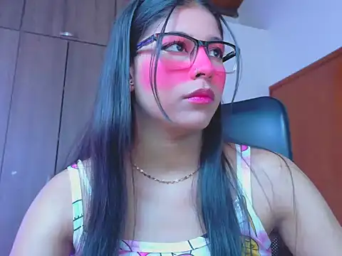 Snapshot of _ALLYSON18_ chatting on June 3, 2026, 11:55 am ALLYSON18 online show from June 3, 2026, 11:55 am