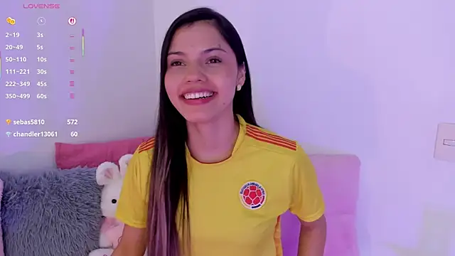 Snapshot of Brisa_blue chatting on June 23, 2026, 8:18 pm Brisa blue online show from June 23, 2026, 8:18 pm