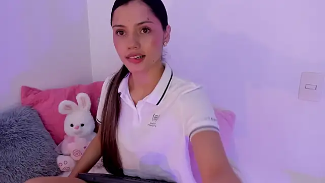 Brisa blue online show from June 12, 2026, 3:32 pm