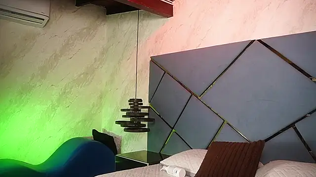 ammy durand online show from January 11, 2026, 7:10 pm