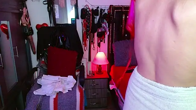 SamaraMartinez online show from February 18, 2026, 7:54 pm