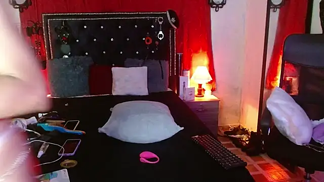 SamaraMartinez online show from October 10, 2025, 10:38 am