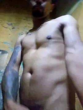 Menpolla hot online show from April 14, 2026, 6:51 am