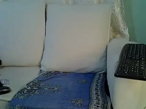 Snapshot of Caryyyl chatting on February 6, 2026, 6:09 am Caryyyl online show from February 6, 2026, 6:09 am