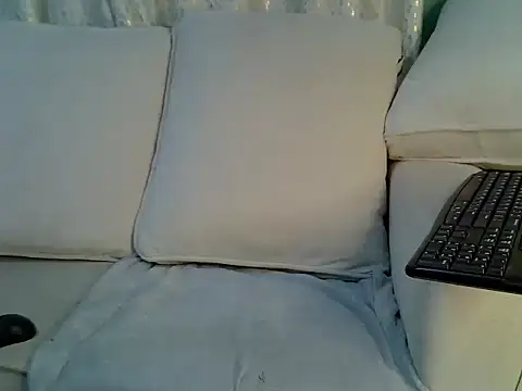 Snapshot of Caryyyl chatting on March 1, 2026, 5:51 am Caryyyl online show from March 1, 2026, 5:51 am