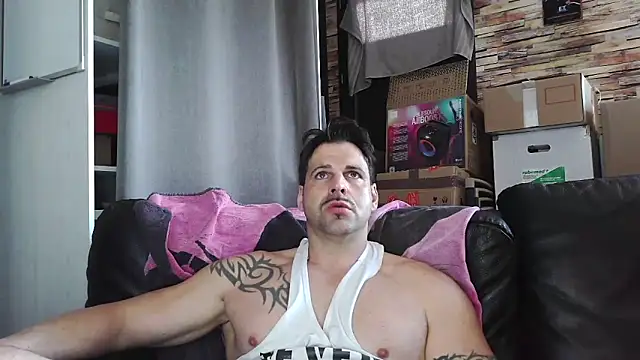 XxBigboybandxX online show from February 26, 2026, 1:33 pm