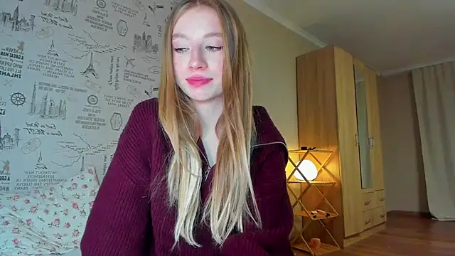 minidivaa  online show from December 16, 2025, 10:36 pm