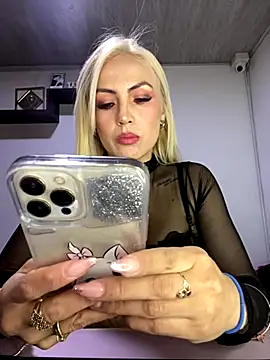 alicev kitty online show from September 13, 2025, 1:11 pm