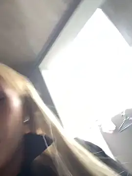 alicev kitty online show from March 13, 2025, 1:29 pm