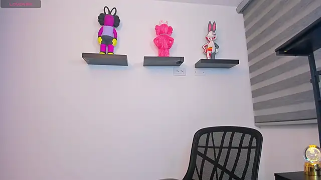 Gangster Girl online show from March 24, 2026, 11:38 pm