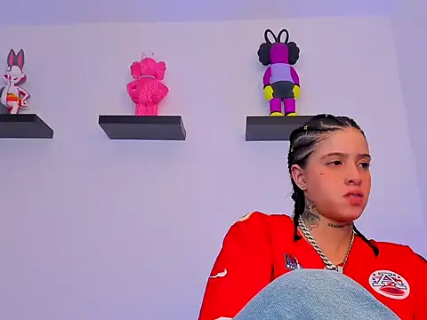 Snapshot of Gangster_Girl chatting on February 28, 2025, 1:05 am Gangster Girl online show from February 28, 2025, 1:05 am