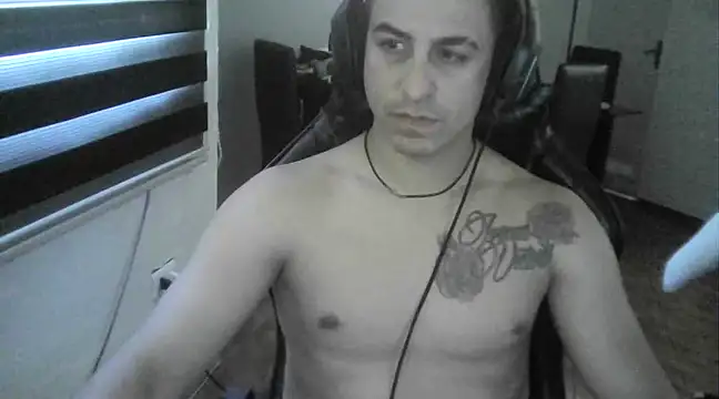 Snapshot of Ghostman89 chatting on December 20, 2024, 4:36 pm Ghostman89 online show from December 20, 2024, 4:36 pm