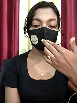 Myra-sen online show from November 16, 2025, 11:41 pm