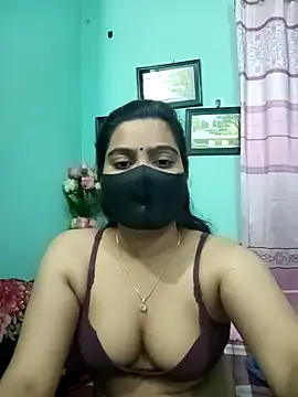 Snapshot of Amisha-2 chatting on January 4, 2025, 2:25 pm Amisha-2 online show from January 4, 2025, 2:25 pm