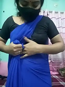 Snapshot of Amisha-2 chatting on January 6, 2025, 2:14 pm Amisha-2 online show from January 6, 2025, 2:14 pm