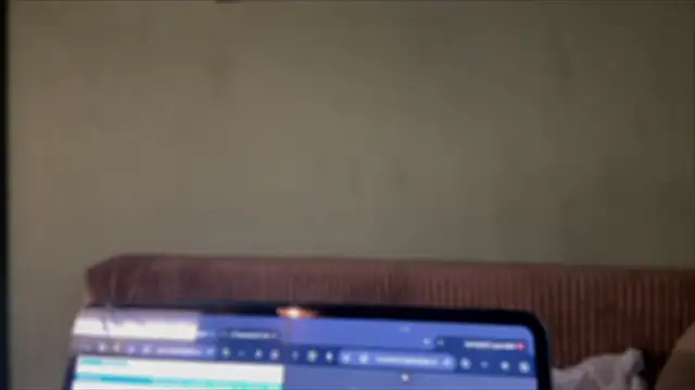 Snapshot of courteous_raspberrry chatting on October 10, 2025, 6:03 am courteous raspberrry online show from October 10, 2025, 6:03 am