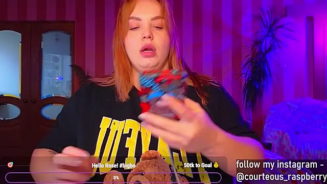 Snapshot of courteous_raspberrry chatting on December 9, 2024, 10:32 am courteous raspberrry online show from December 9, 2024, 10:32 am