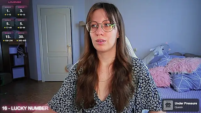 Snapshot of ms_allison_w chatting on May 7, 2026, 11:24 am ms allison w online show from May 7, 2026, 11:24 am
