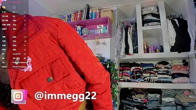 meganthompsonn22 online show from December 6, 2024, 4:41 am