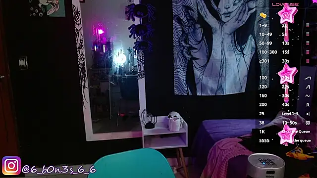 Snapshot of Effy_Corpse chatting on November 24, 2025, 8:31 pm Effy Corpse online show from November 24, 2025, 8:31 pm