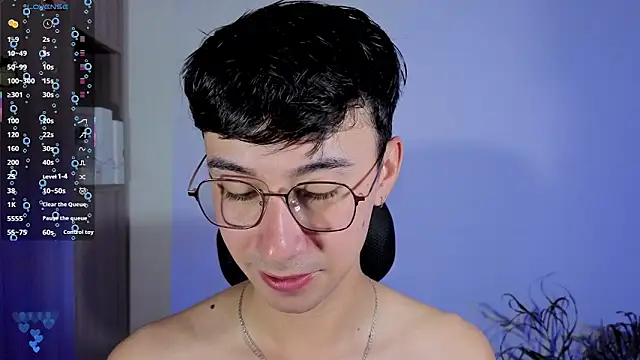 Snapshot of cameron_cum chatting on October 31, 2025, 11:07 am cameron cum online show from October 31, 2025, 11:07 am