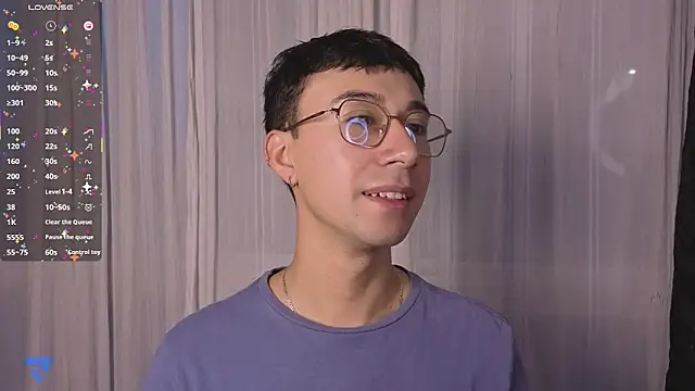 Snapshot of cameron_cum chatting on February 5, 2026, 11:06 am cameron cum online show from February 5, 2026, 11:06 am