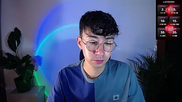 Snapshot of cameron_cum chatting on March 17, 2025, 11:21 am cameron cum online show from March 17, 2025, 11:21 am