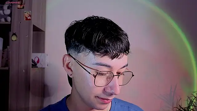 Snapshot of cameron_cum chatting on September 29, 2025, 11:38 am cameron cum online show from September 29, 2025, 11:38 am