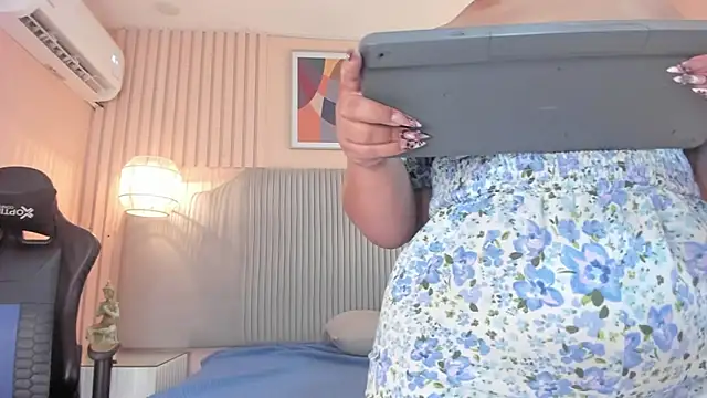 samyriverss online show from December 21, 2025, 12:40 pm