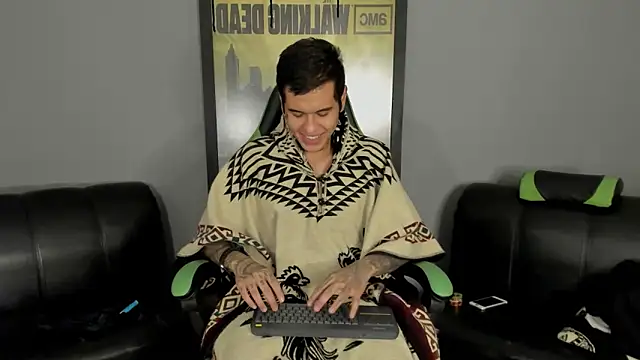 Snapshot of jamesinked_ chatting on March 10, 2025, 2:16 pm jamesinked online show from March 10, 2025, 2:16 pm