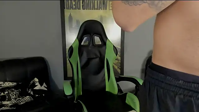 Snapshot of jamesinked_ chatting on February 28, 2025, 2:20 pm jamesinked online show from February 28, 2025, 2:20 pm