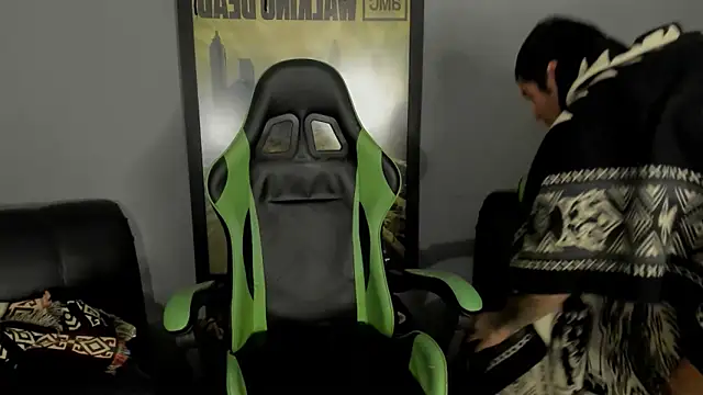 Snapshot of jamesinked_ chatting on March 7, 2025, 3:40 am jamesinked online show from March 7, 2025, 3:40 am