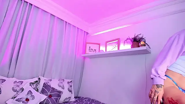 susyy7 online show from November 25, 2025, 7:36 pm